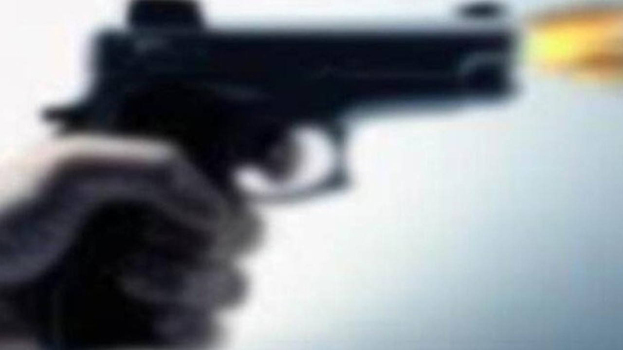 Kahvehanede çıkan silahlı kavgada bir kişi öldü