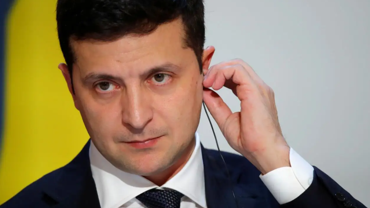 Zelensky'e suikast girişimi. Suikastçinin evinden çıkanlar cephanelikten farksız