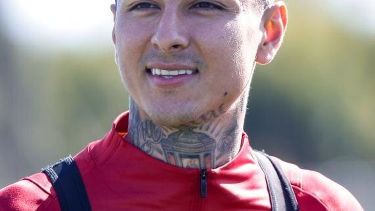 Galatasaray'da Pulgar'ın neden kadroya giremediği belli oldu. Bakın Torrent hangi oyuncuyu istemiş