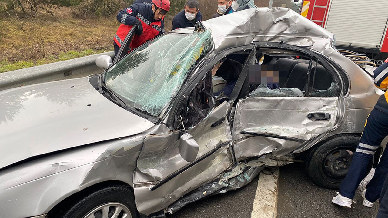 Tır, otomobile arkadan çarptı: 1 ölü, 1 yaralı