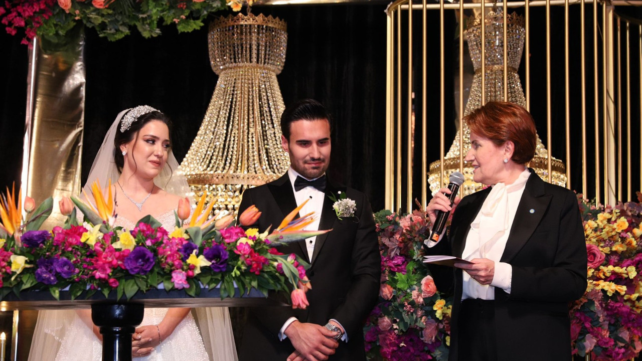 Meral Akşener nikah şahidi oldu
