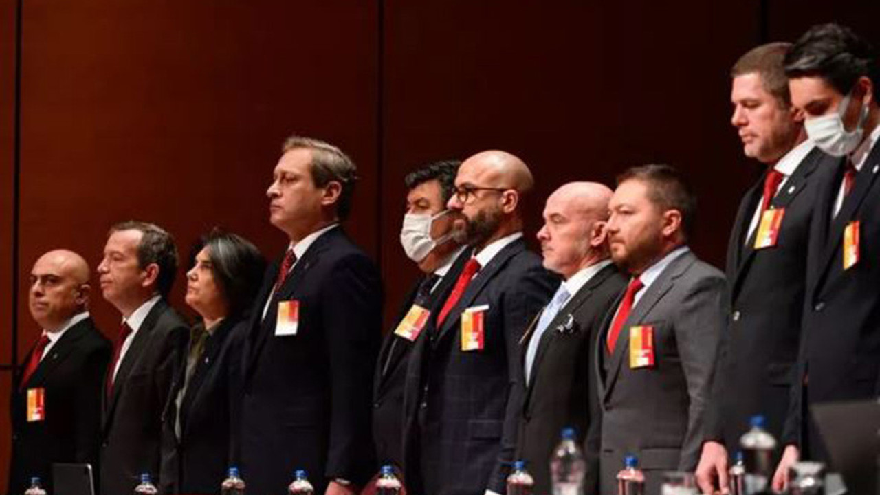 Galatasaray’da şok. Burak Elmas yönetimi ibra edilmedi