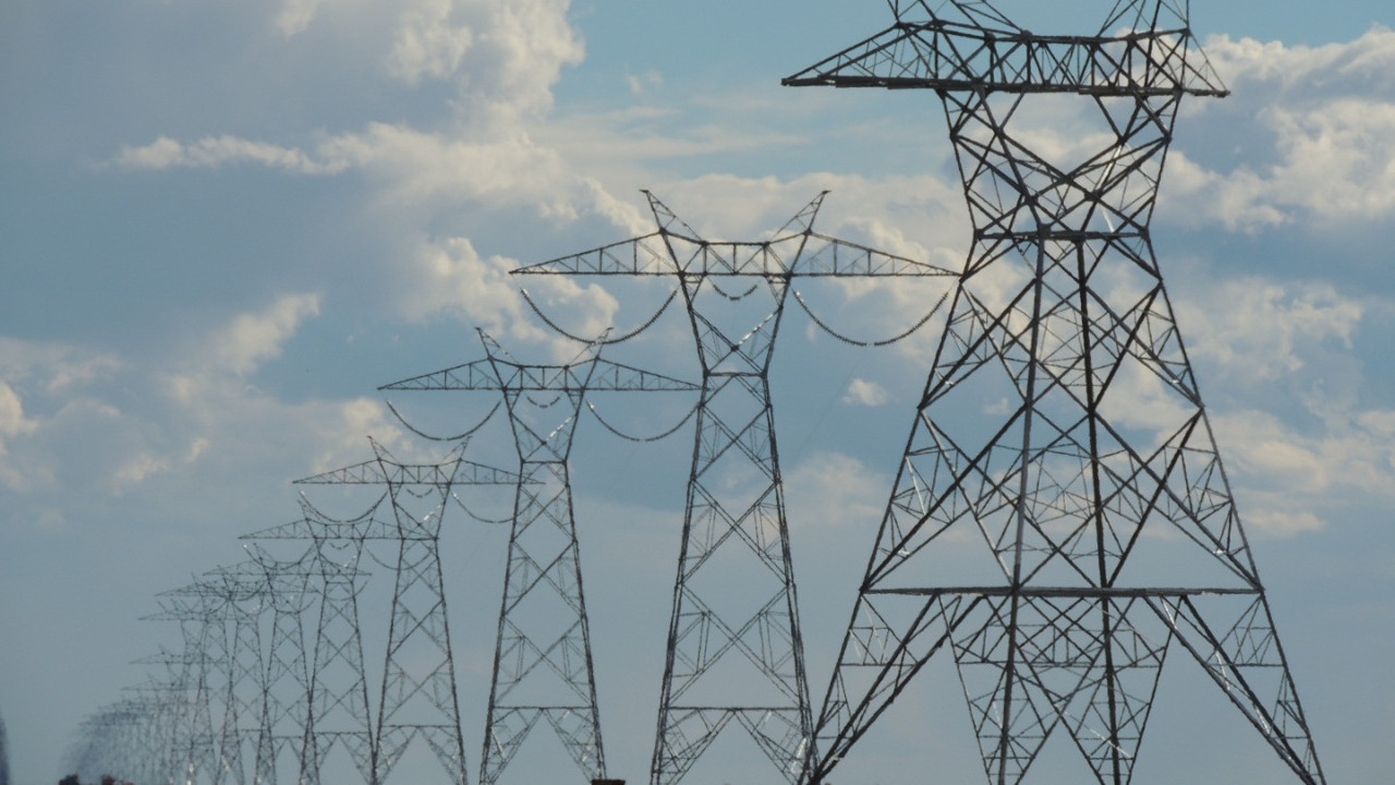 Elektriğe yine büyük zam geliyor