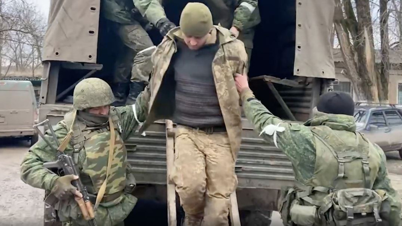 Teslim olan Rus askerine para ödülü