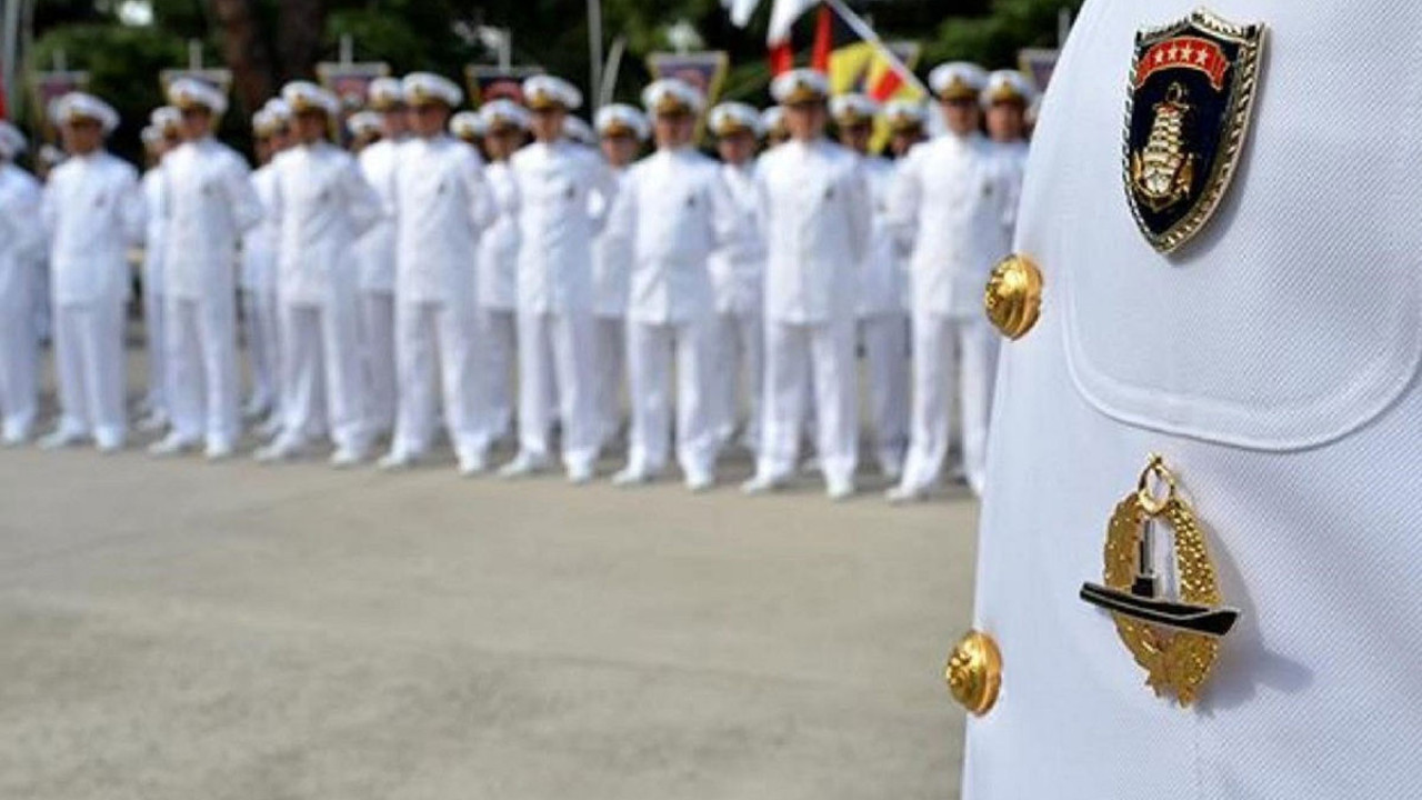 Erdoğan'ı ikna edip bizi emekli etti, yerimize katiller geldi. Montrö'yü savunduğu için yargılanan Amiral mahkemede açıkladı