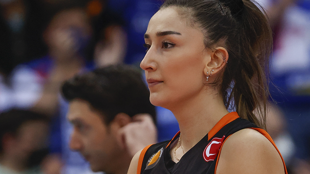 Kanadalı süperstar Hande Baladın'a şarkı yazdı