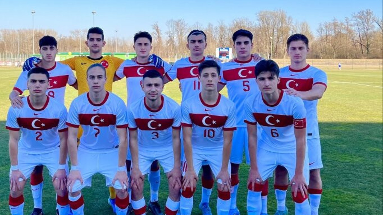 Millilerden tarihi geri dönüş. Slovenya şok oldu! 2 dakikada Avrupa biletini aldı