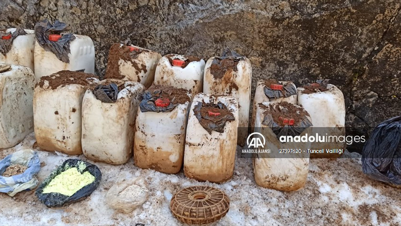 Tunceli'de teröristlerce kullanılan 2 sığınak imha edildi