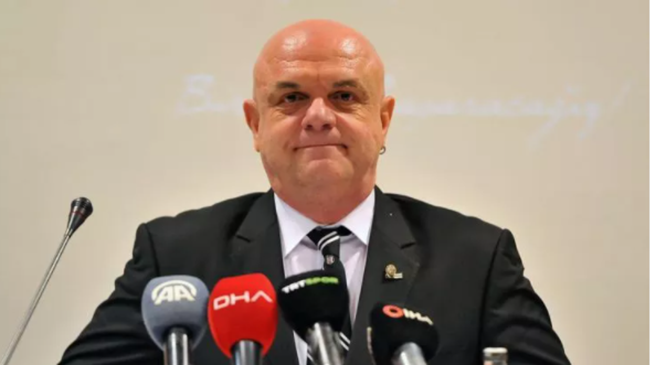 Beşiktaş Başkan adayı Fuat Çimen isyan etti. İmza vermek isteyen üyelere zorluk çıkaran yönetime mesaj verdi: Demokrasiye sekte vurmayın