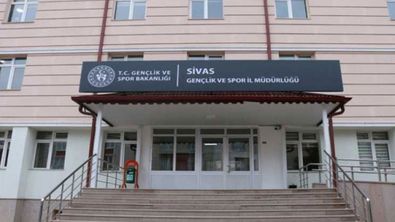 Sivas Gençlik Ve Spor İl Müdürlüğü kıyafet satın alacak