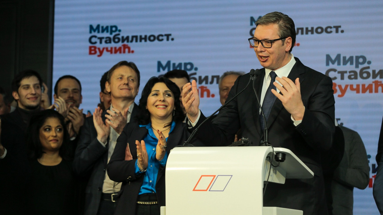Sırbistan Cumhurbaşkanı Vucic seçimleri kazandığını duyurdu