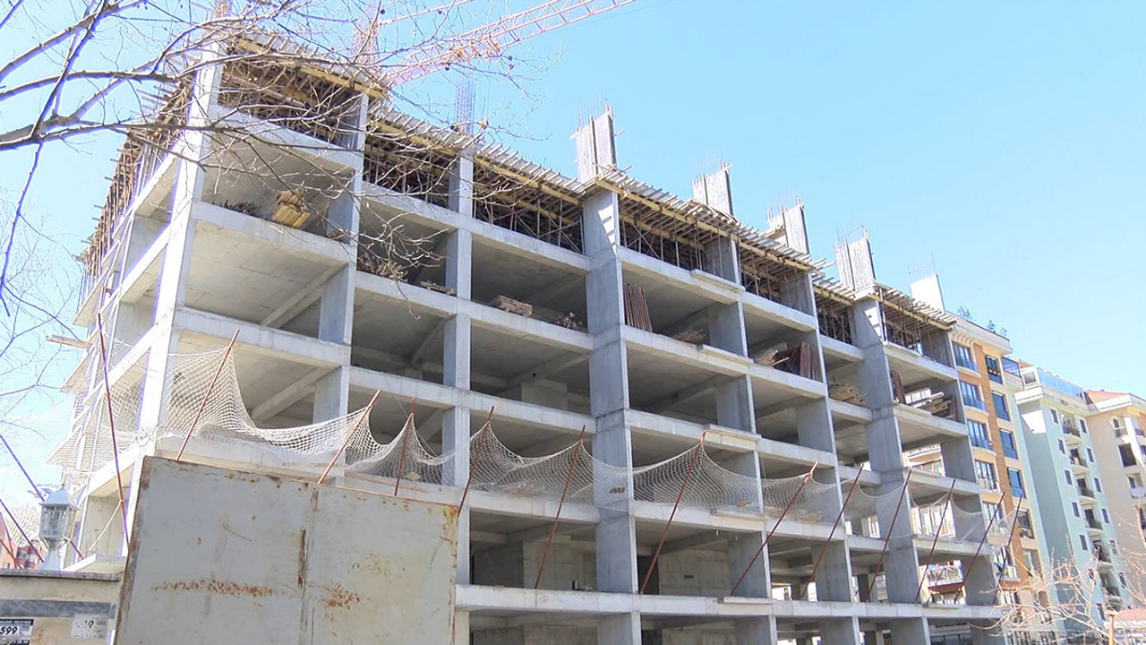 Beylikdüzü’nde 6. kattan düşen işçi öldü