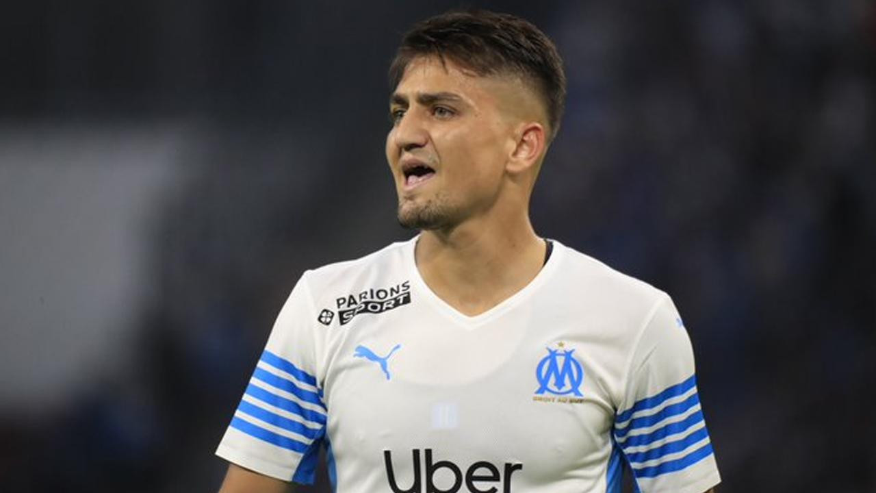 Marsilya Cengiz'i resmen alıyor