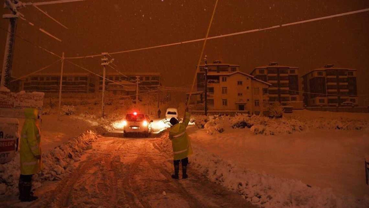 Kışın ortasında günlerce elektriksiz kalan Isparta'da yeni elektrik ihalesi bakın kime gitti