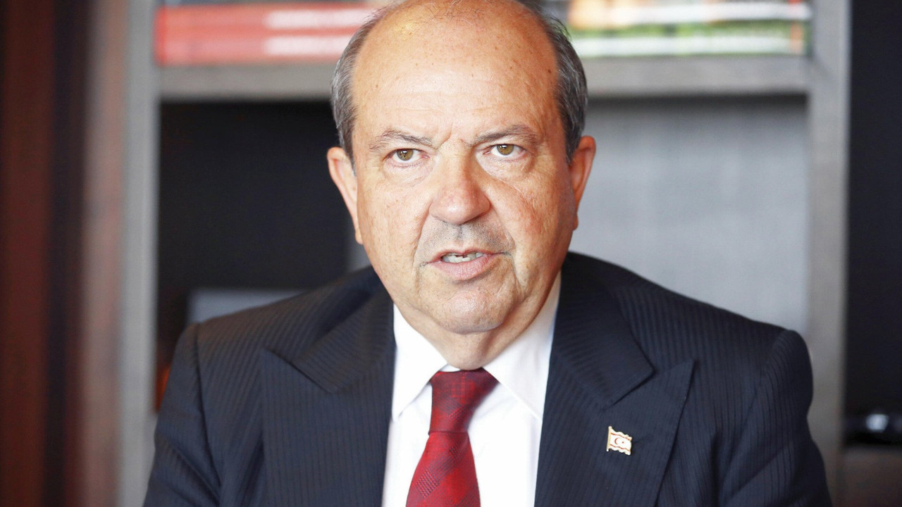 Ersin Tatar için 'cumhurbaşkanı' dedi sonra özür diledi