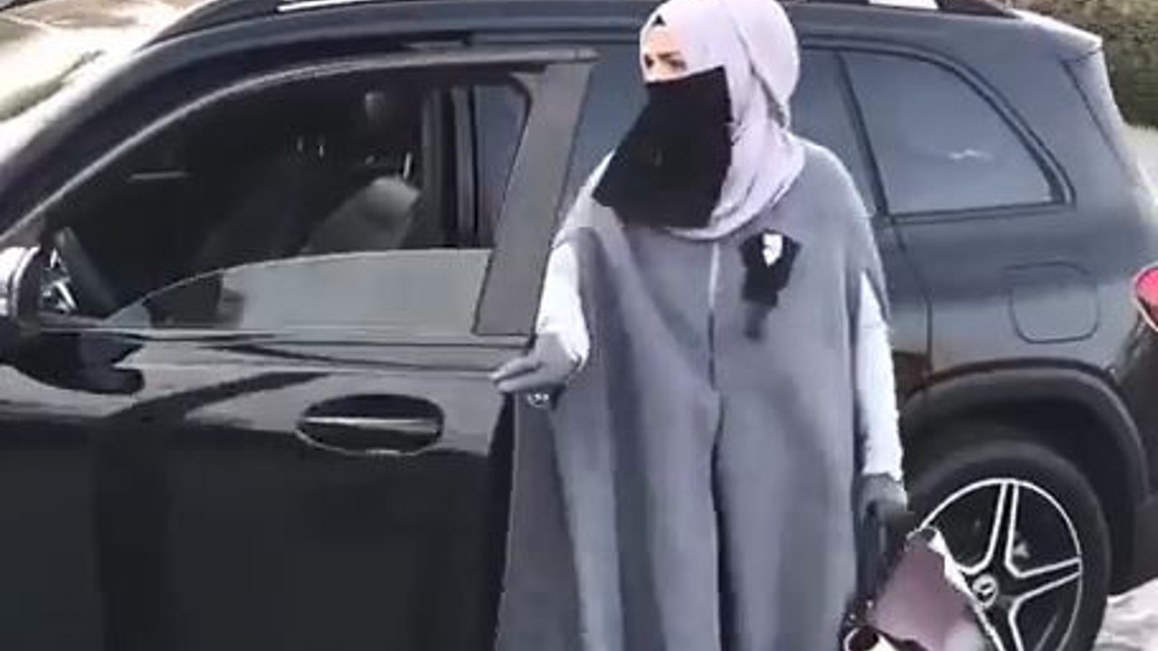 Kuantumu bulanlar bu kadar para kazanamadı. Kursuna katılmak için sıraya girilen kadının sadece bindiği araba 1.5 milyon TL