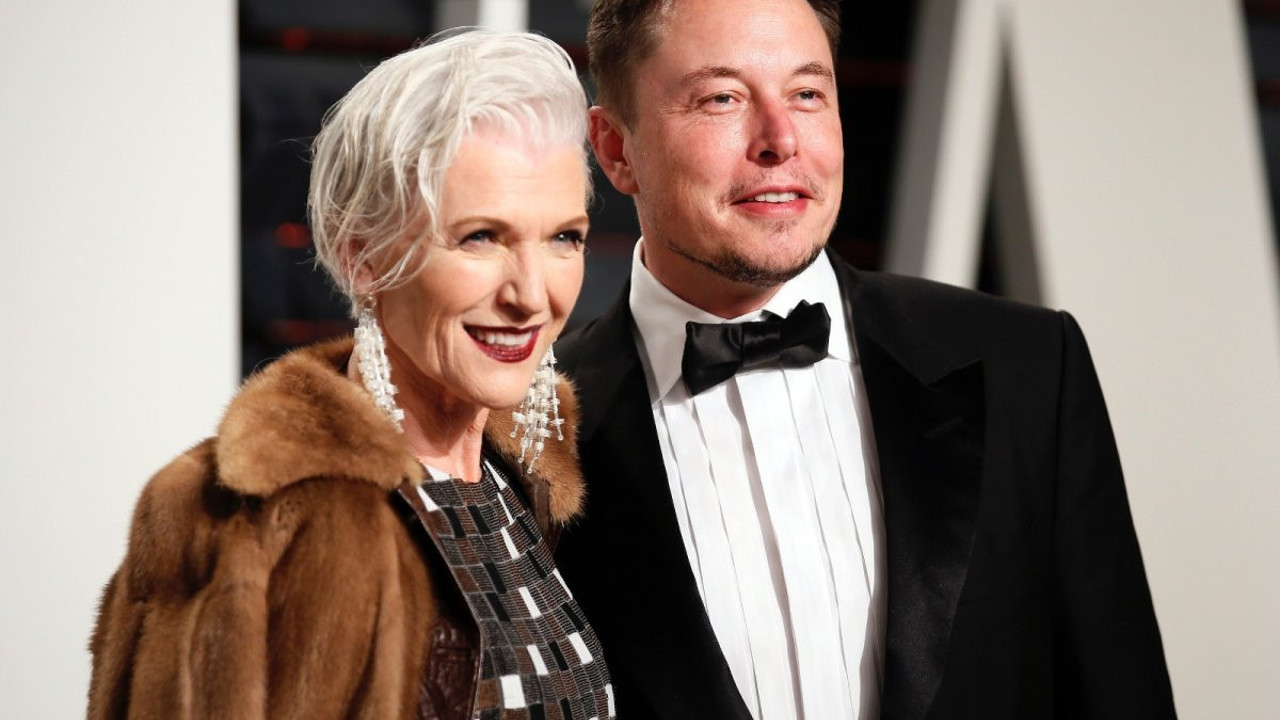 Elon Musk'tan sonra annesi de gündem oldu. Hiçbir şey bildiğiniz yok.
