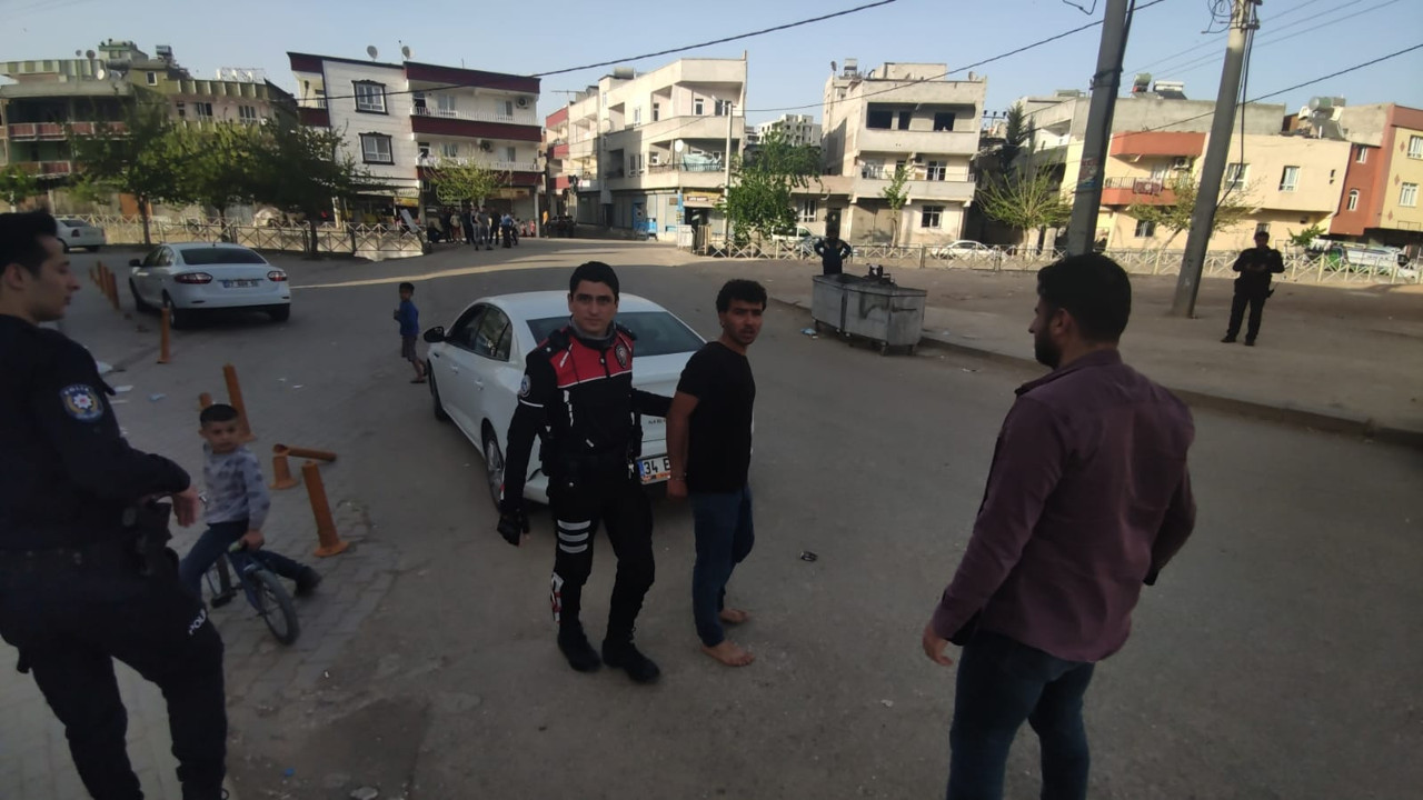 Suriyeliler Göç İdaresine saldırdı! Çok sayıda gözaltı var