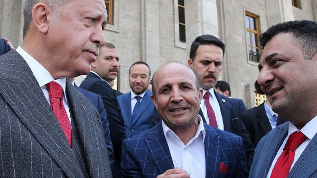 Uyuşturucu ticaretinden tutuklanan Akat’ın Cumhurbaşkanı Erdoğan ve bakanlarla fotoğrafları çıktı…