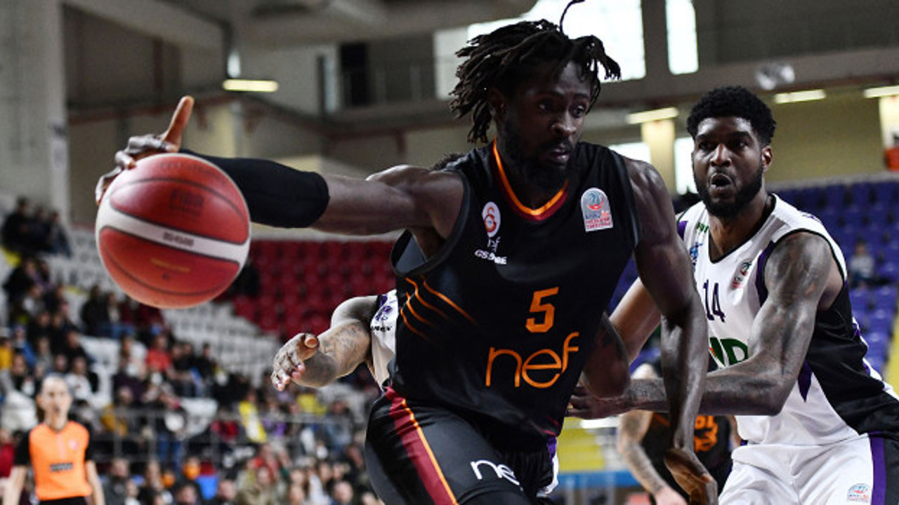 Galatasaray potada kükredi! 34 sayı fark attı