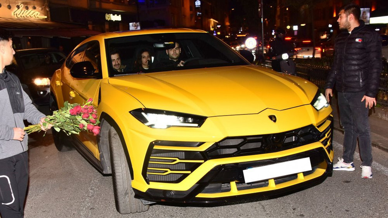 16 milyonluk arabasıyla şov yaptı