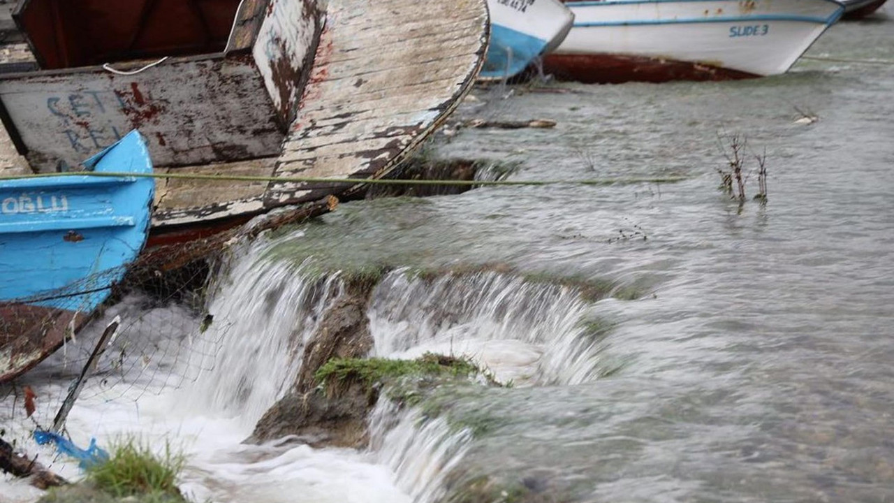 İstanbul’a su sağlayan Kazandere ve Pabuçdere barajları taştı