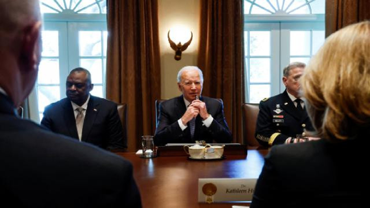 Biden komutanlarla Ukrayna'yı görüştü