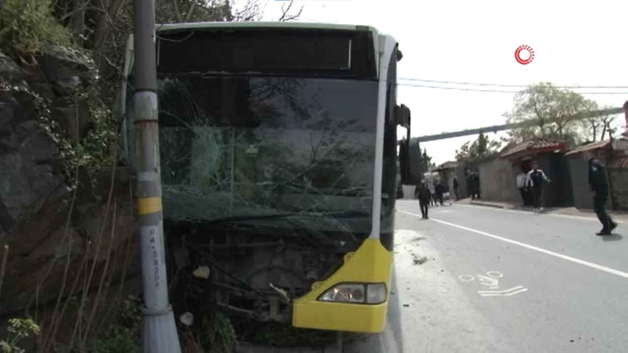 Sürücüsünün direksiyon hakimiyetini kaybettiği İETT otobüsü kayalıklara daldı: 6 yaralı