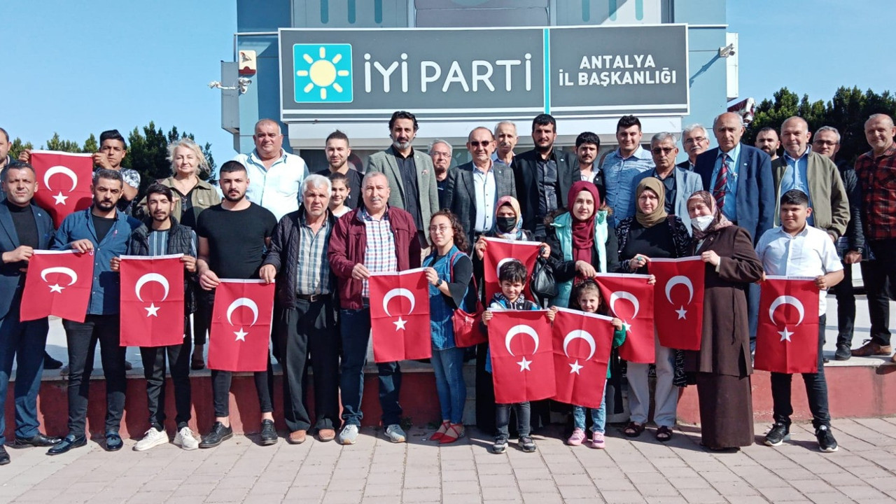 Aşiretten İYİ Parti'ye katılım
