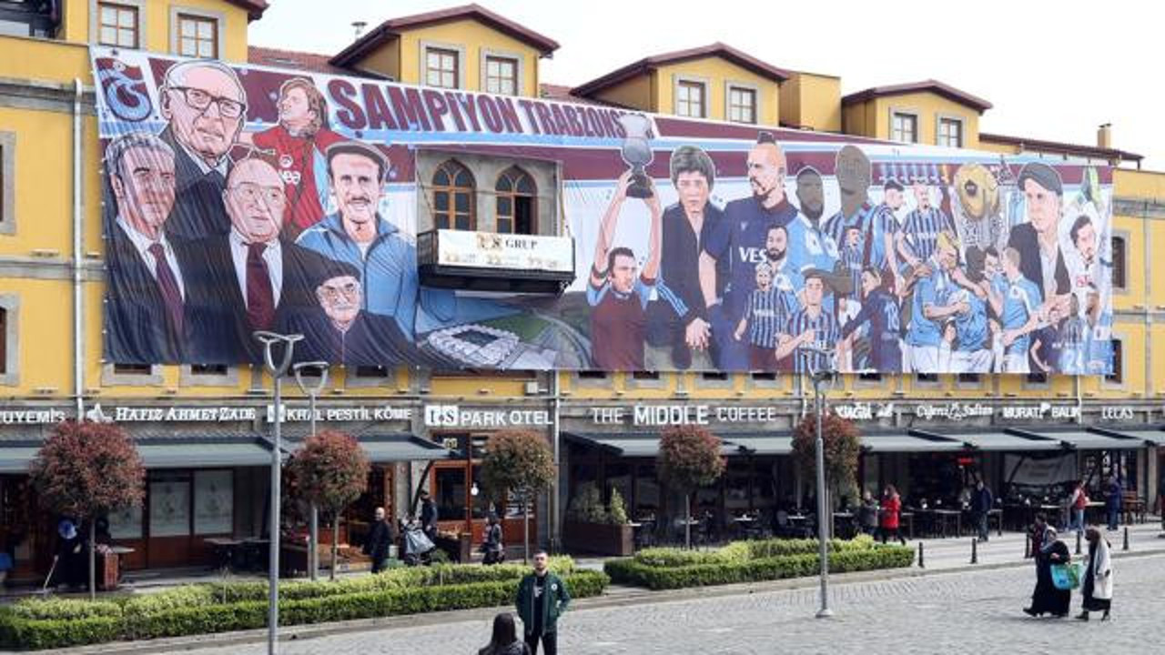 Trabzonspor'un dev şampiyonluk afişi gündem yarattı