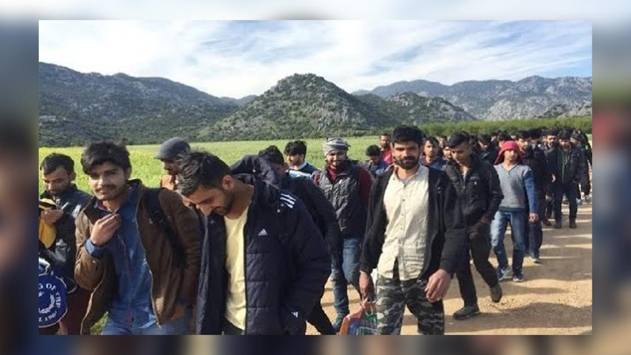 Türk halkından saklanan gerçek ortaya çıktı. Listeleri İçişleri Bakanlığı'na veriyorlar istediklerini anında vatandaş yaptırıyorlar