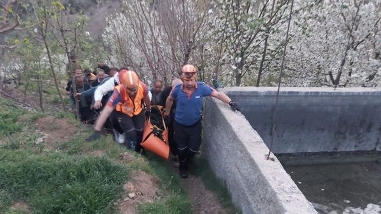 Uçuruma düşen otomobildeki sürücü hayatını kaybetti