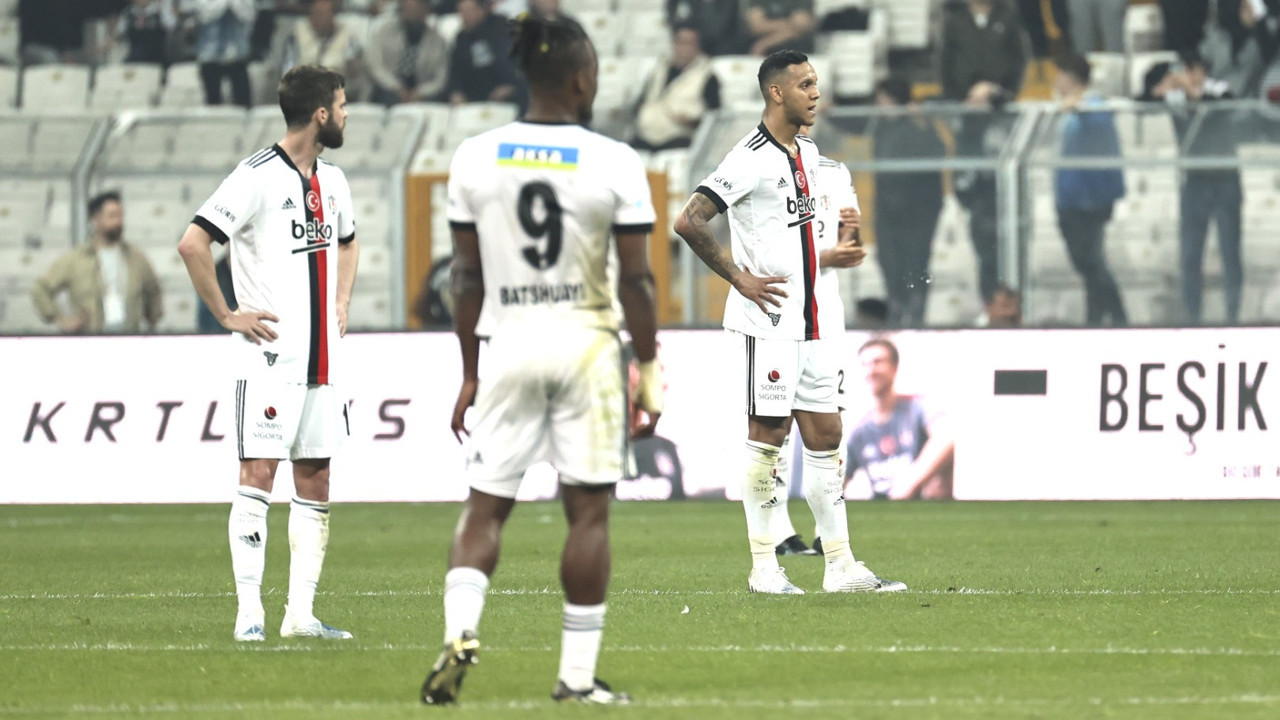 İnönü'de Beşiktaş taraftarı isyan etti. Yönetimi istifaya çağırdı