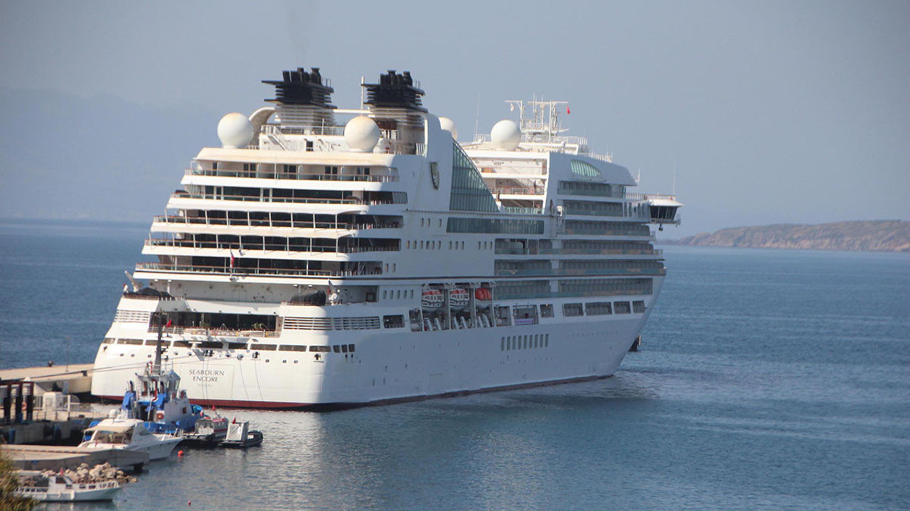 Bodrum'a gemiyle 237 turist geldi
