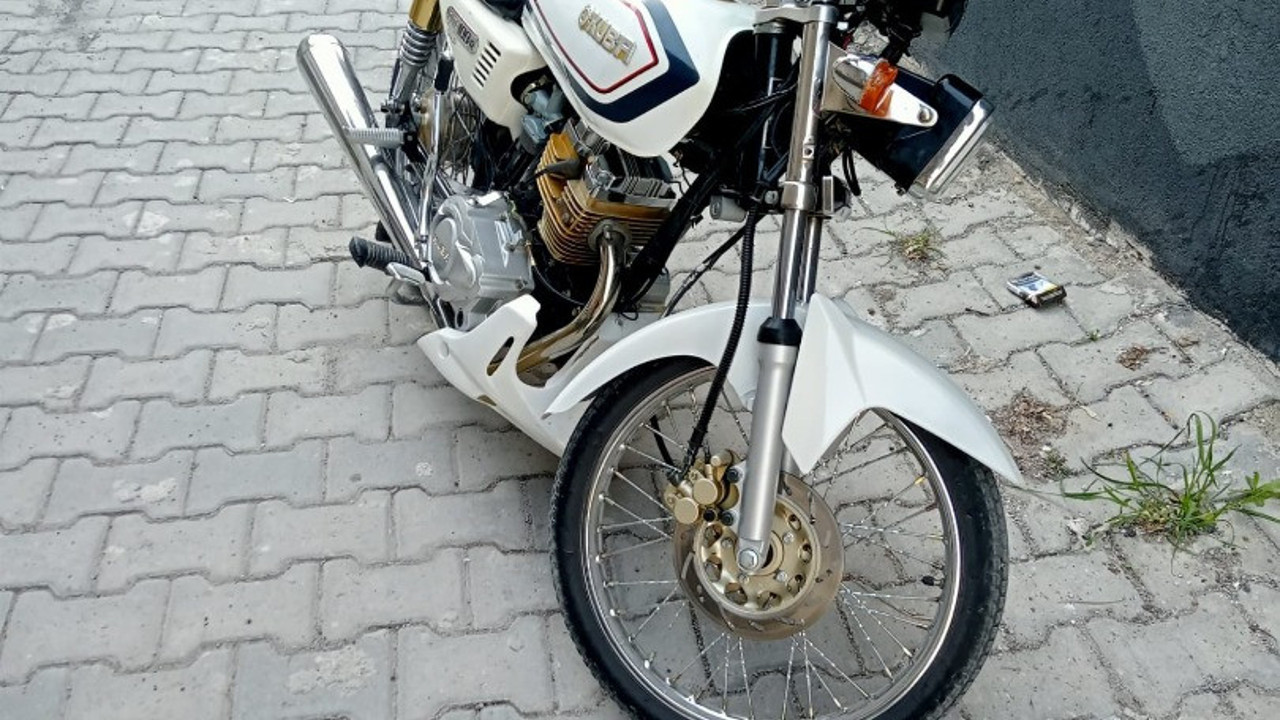 Çaldığı motosiklete yakıt almak isterken suçüstü yakalandı
