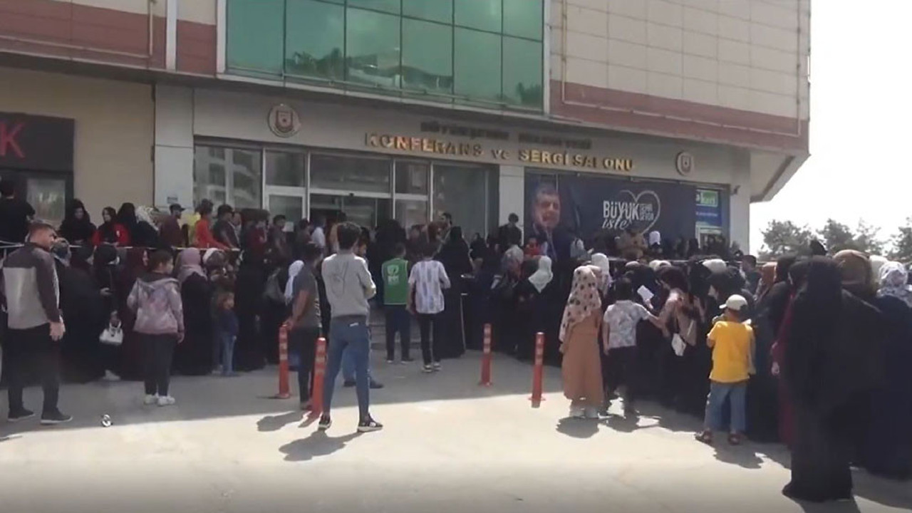 Emeklilere 1.100 TL Suriyelilere 2 bin TL