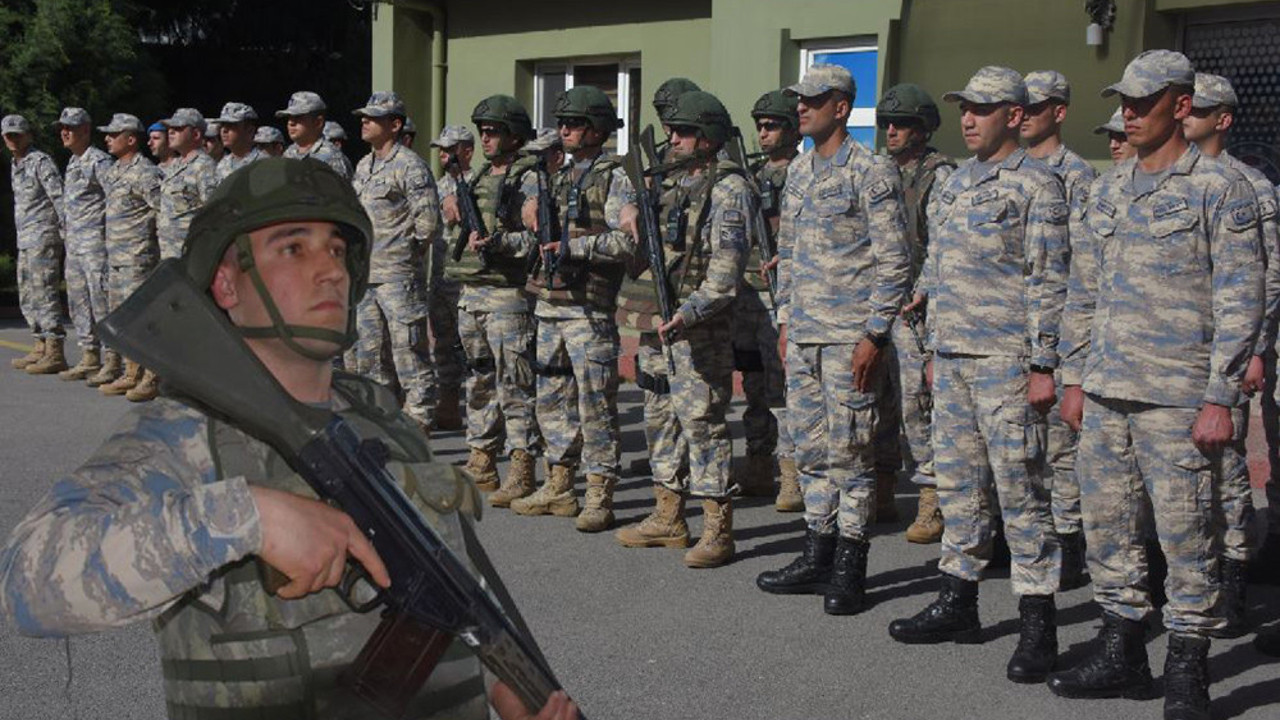 Mehmetçikler bayramda vatan nöbetinde