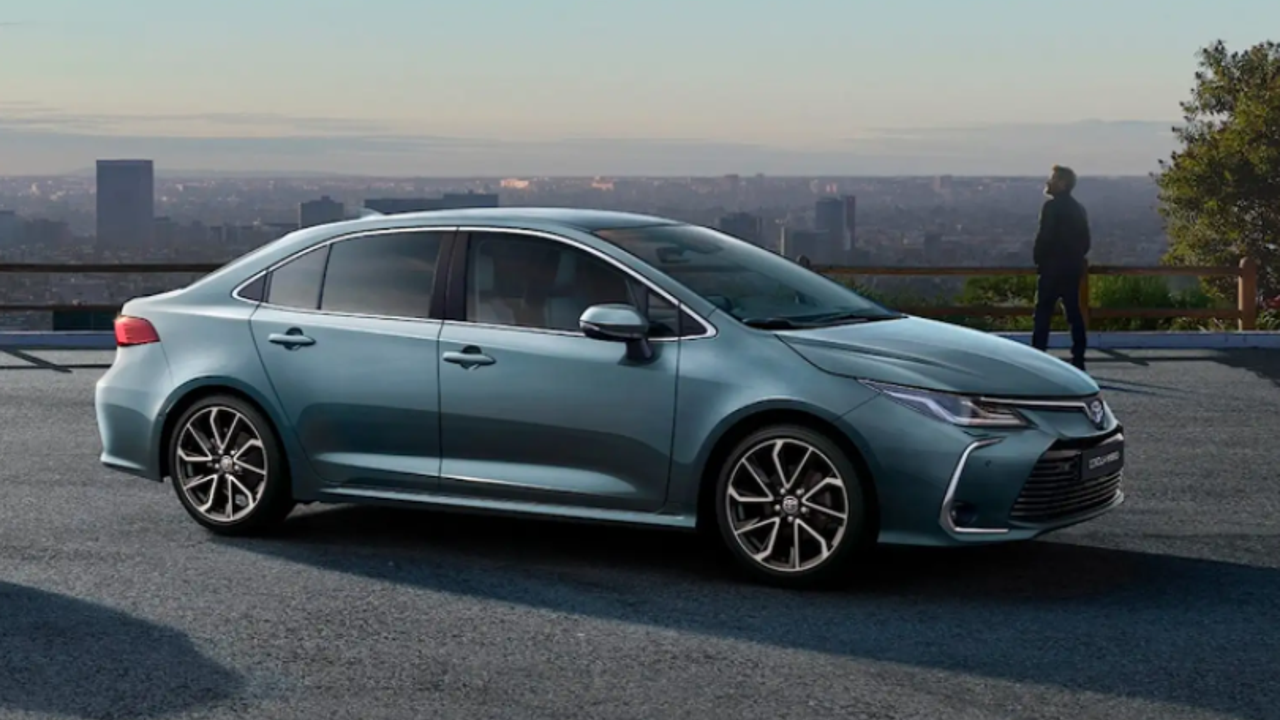 Toyota'dan dev zam: İşte fiyat listesi