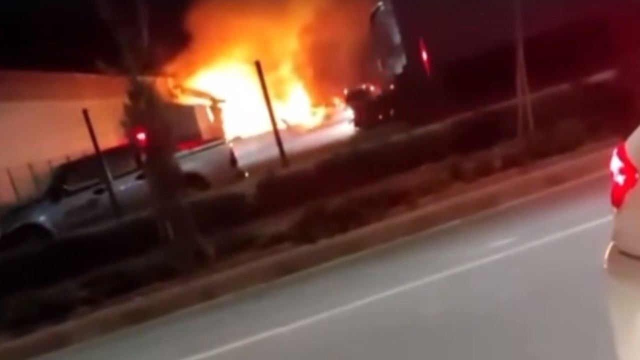 Koca fabrikayı böyle yakıp patlattı