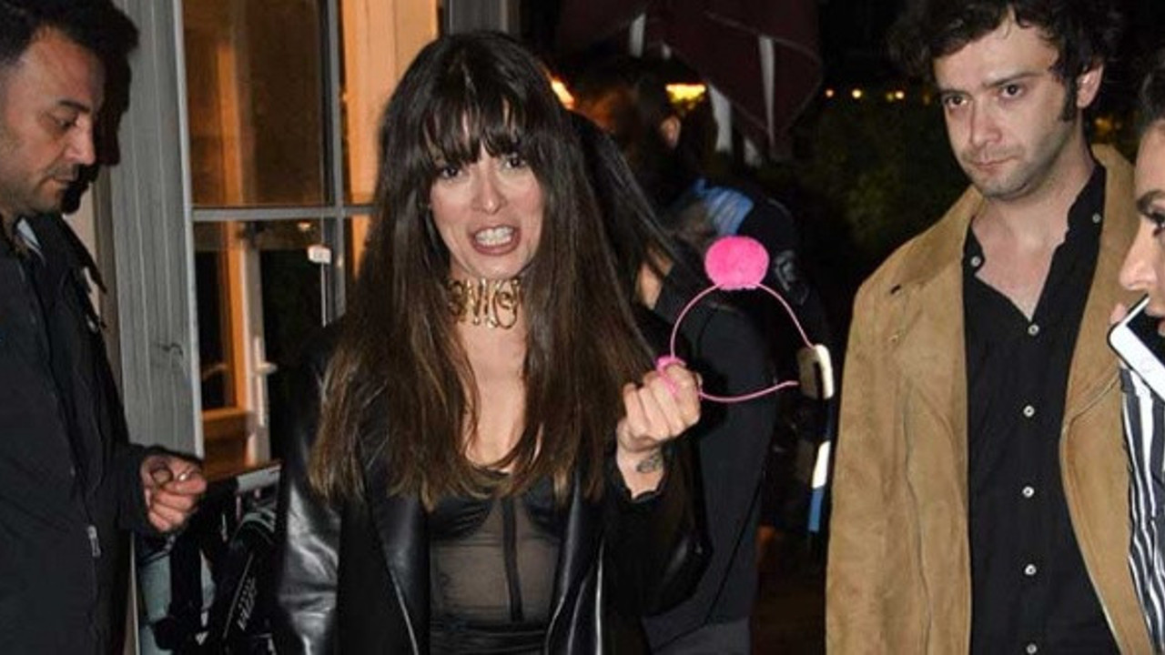 Selin Şekerci aşk açıklamasıyla şaşırttı