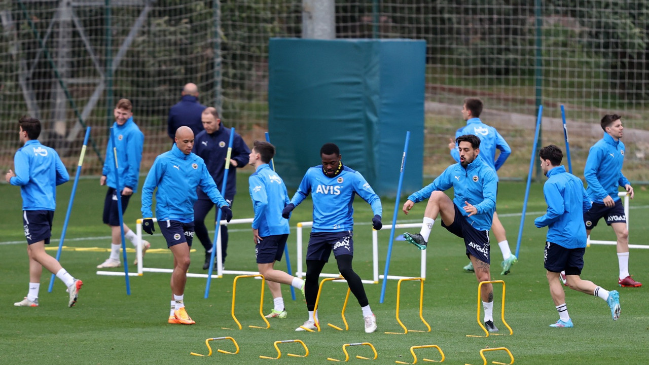 Fenerbahçe son idmanında taraftarla buluşacak