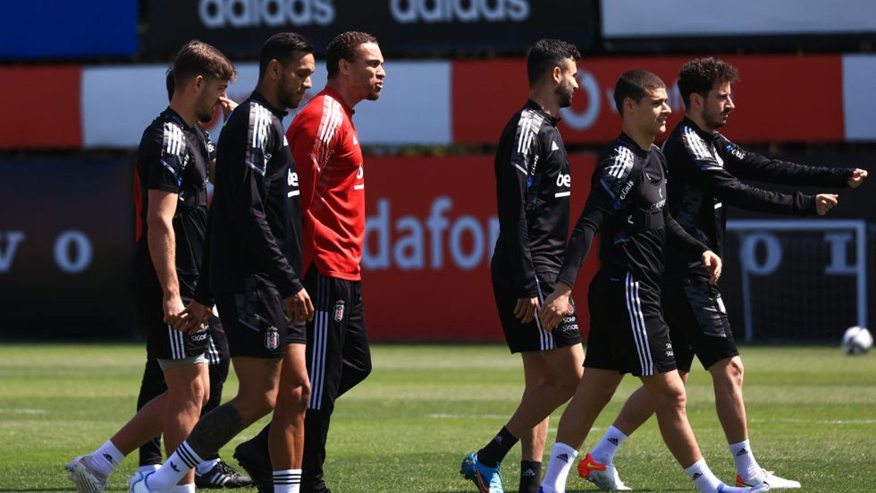 Beşiktaş'ta derbi öncesi yüzleri güldüren gelişme!