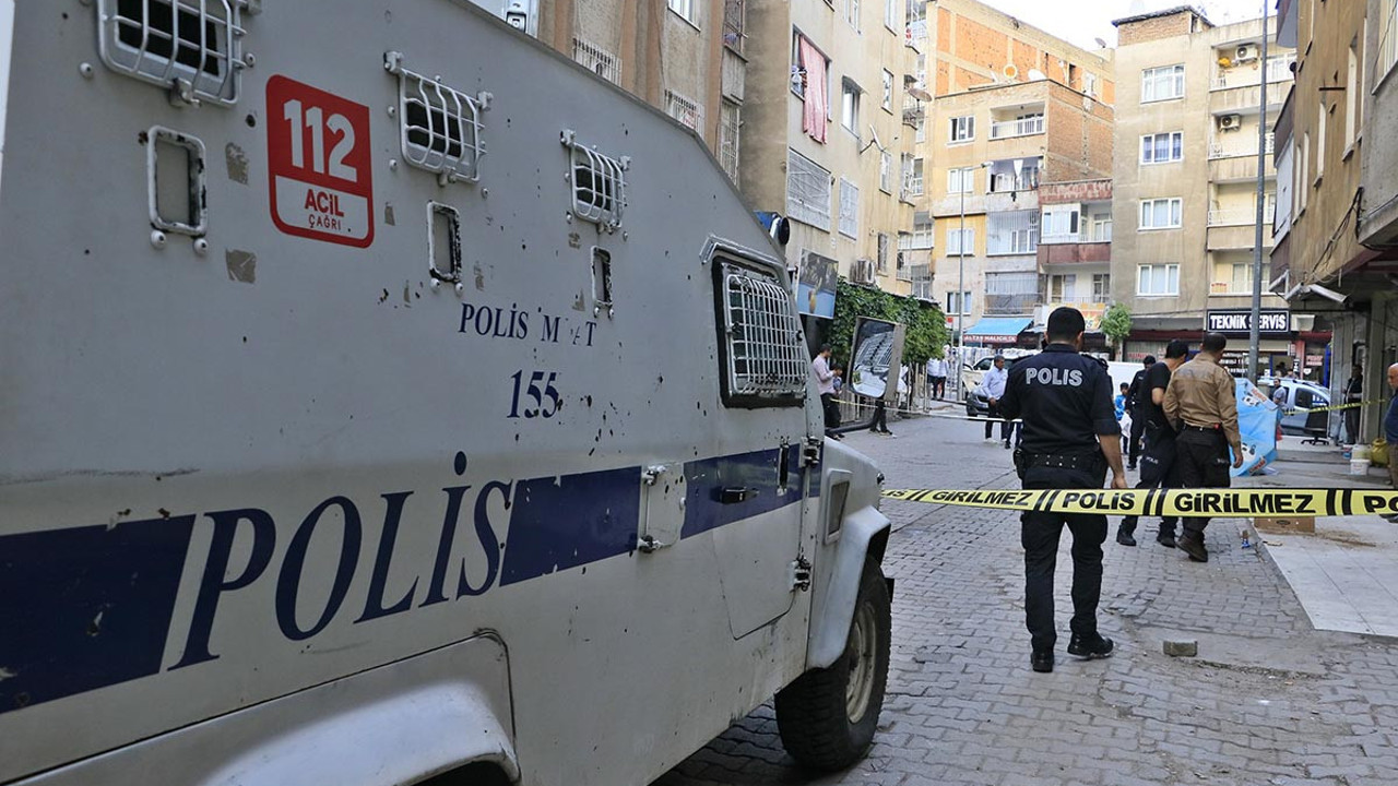 Diyarbakır'da silahlı kavga: 1 ölü, 2 yaralı