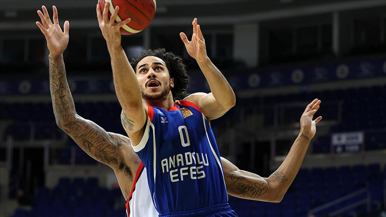 Shane Larkin'den büyük başarı! 5 kişiden biri oldu