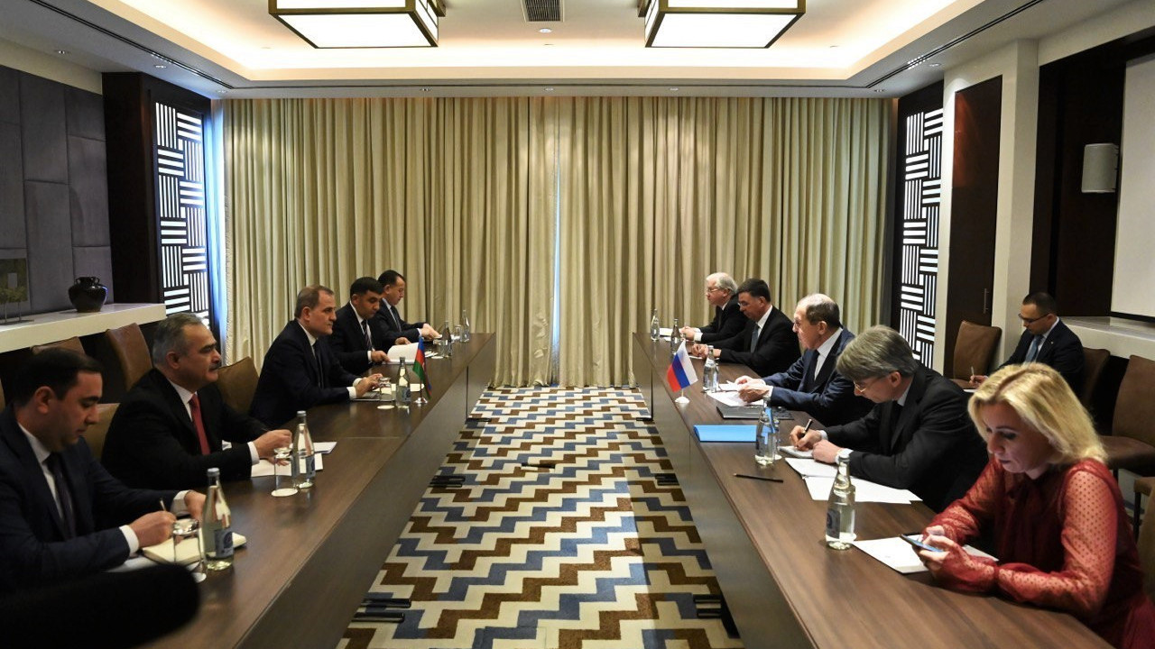 Azerbaycan ile Rusya arasında kritik görüşme