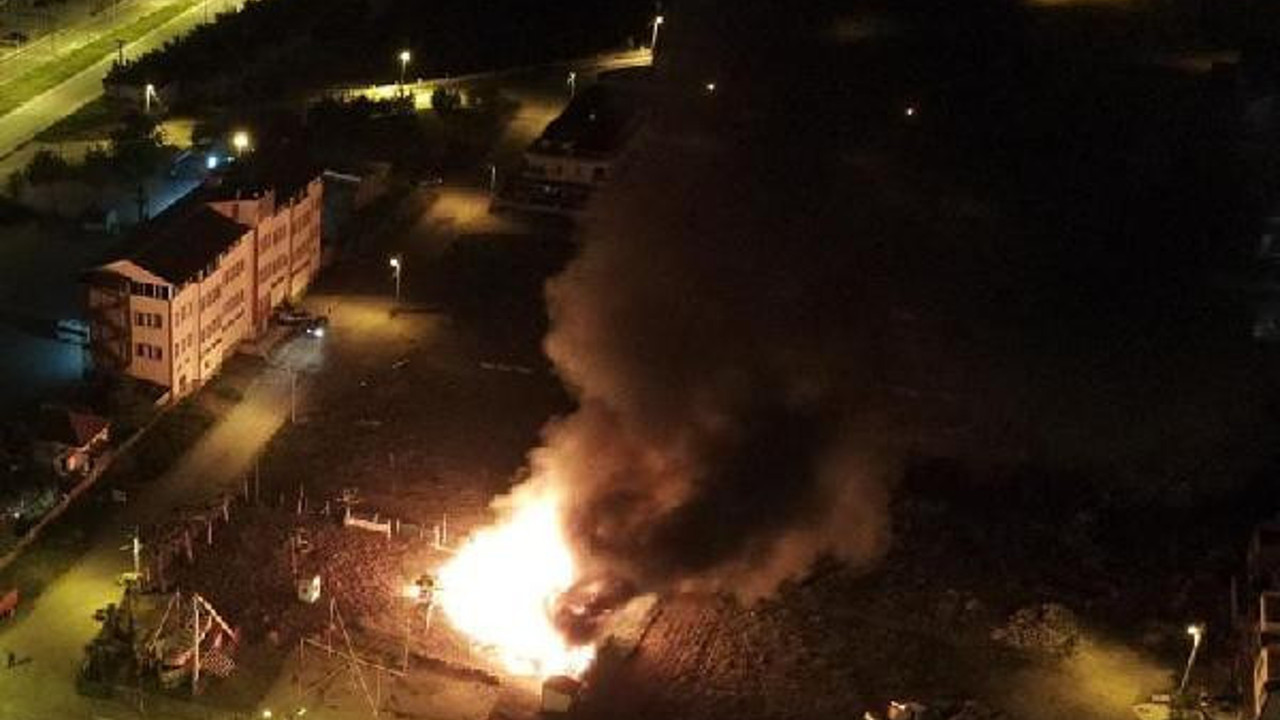Lunaparkta çadır alev alev yandı