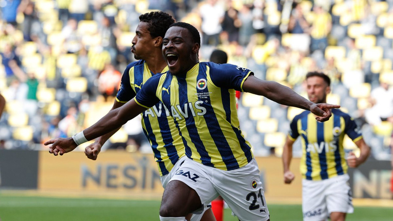 Yeni sezon öncesi Fenerbahçe'de kontenjan sıkıntısı