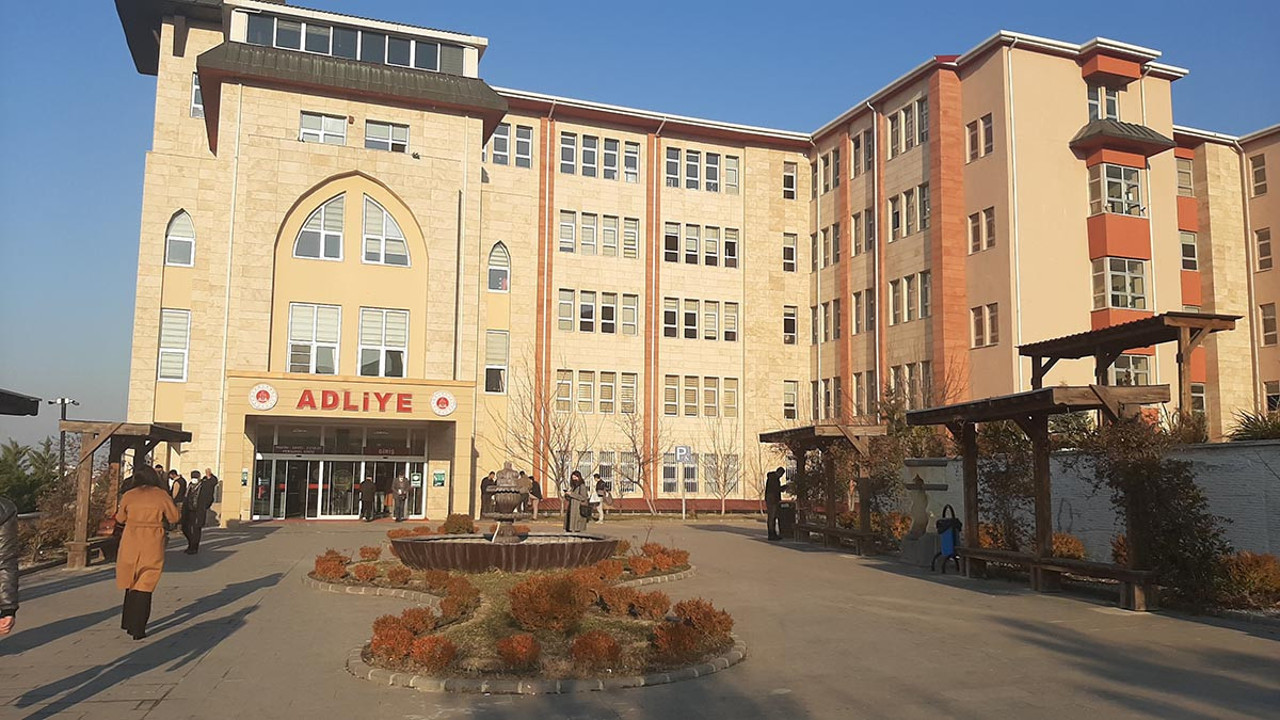 Mahkemeden doktorun maaş kesintisiyle ilgili flaş karar