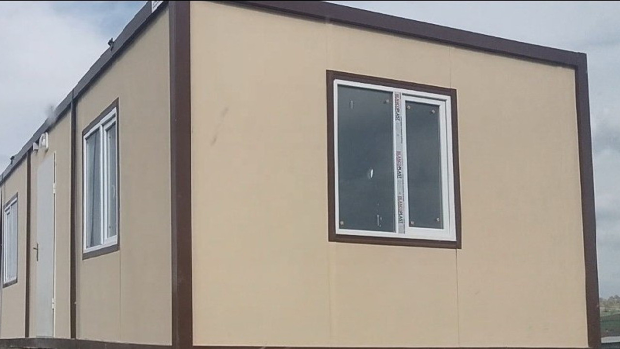 İnternet üzerinden prefabrik ev ilanıyla 30 kişiyi dolandırdılar