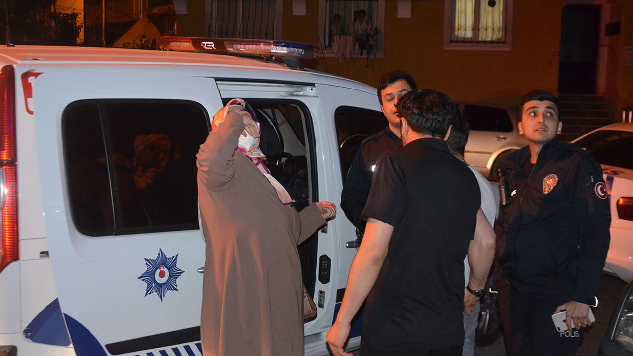 Avcılar’da korku dolu anlar! Ateşe verdi, apartman sokağa döküldü…